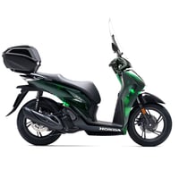 10 Honda SH125i-2